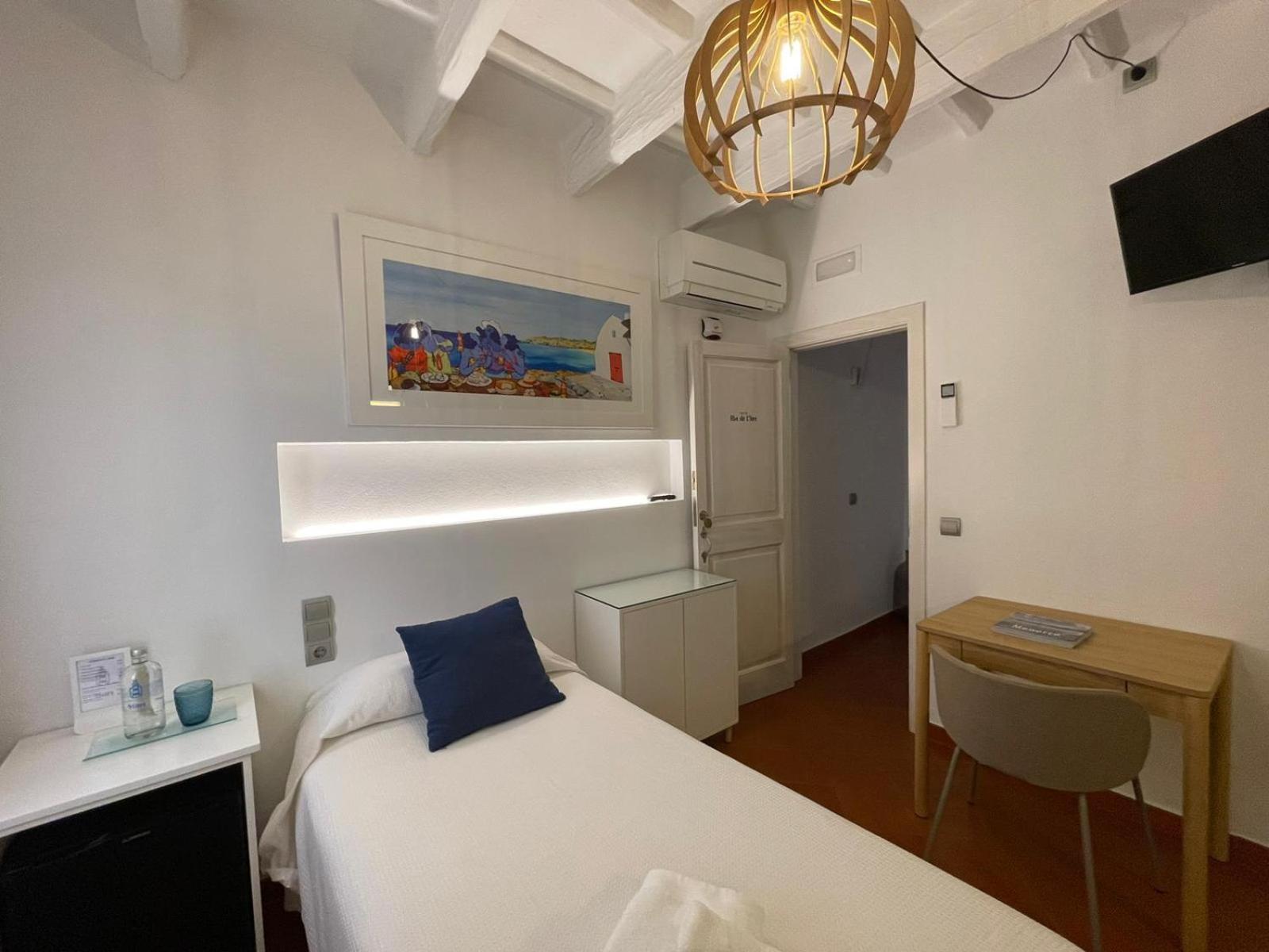 Petit Hotel 5 Fars (Adults Only) Сьюдадела Экстерьер фото